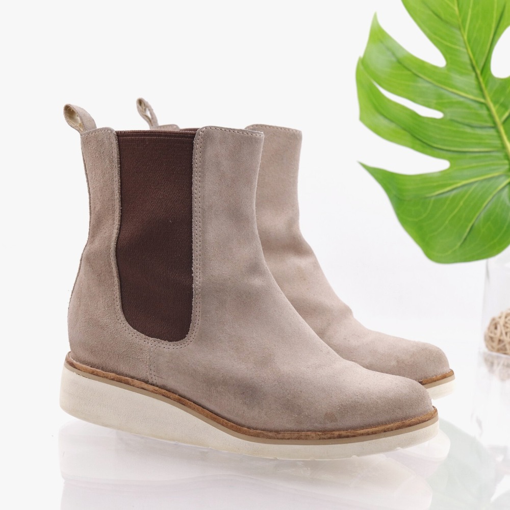 Cole Haan Womens Johanna Chelsea Boot Size 7 Beige Suede Waterproof Bootie Wedge